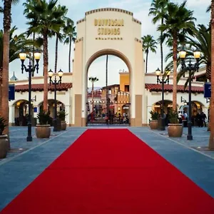 #universal Homestay Los Angeles